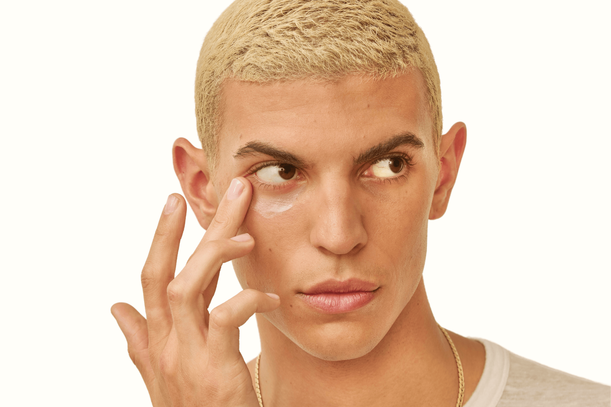 ULTIMATE GUIDE TO MEN'S EYE CREAM